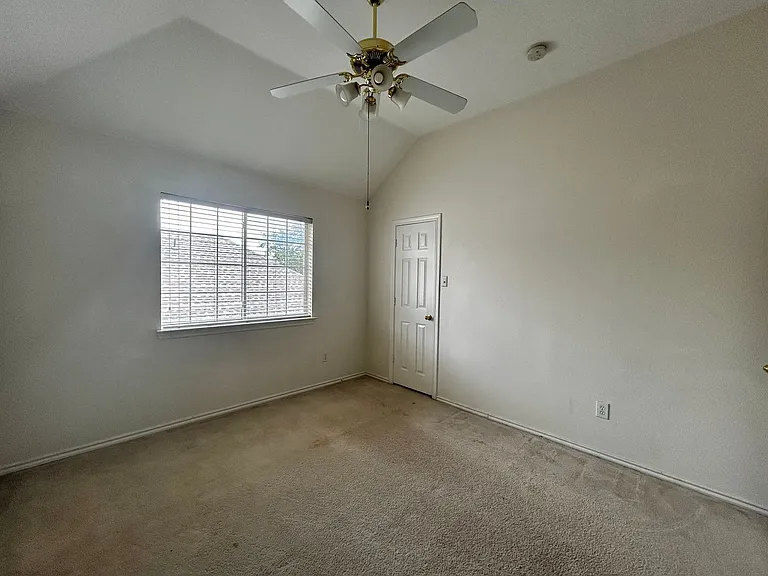 7154 Tularosa Ct — Photo 24