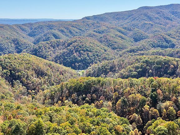 5th image of Snake Run Rd