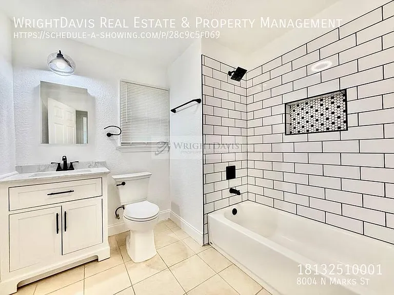 8004 N Marks St — Photo 22