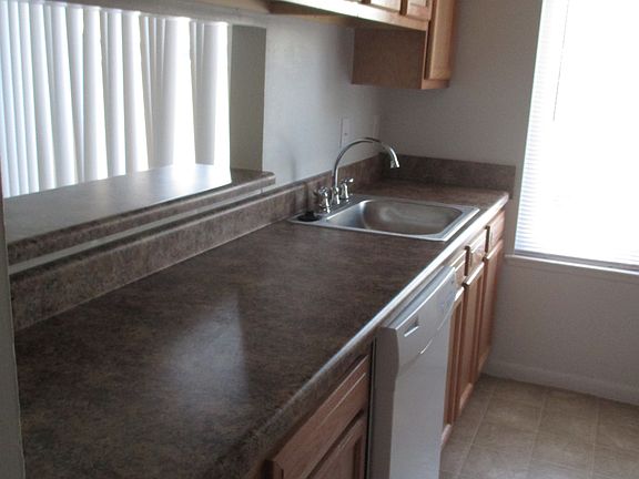 2nd image of 26 Dorsey Rd APT C