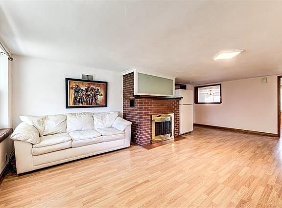 5th image of 4075 Esseldale Dr