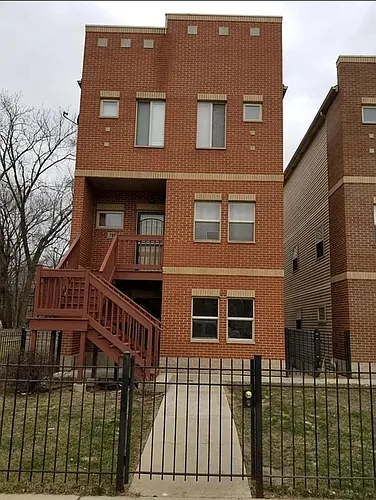 7916 S Parnell Ave #1 Photo 1