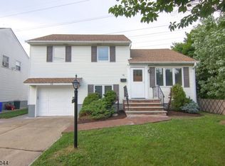 16 Carolyn Rd, Belleville, NJ 07109