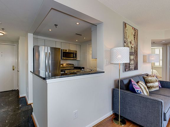 5th image of 4808 Moorland Ln APT 704