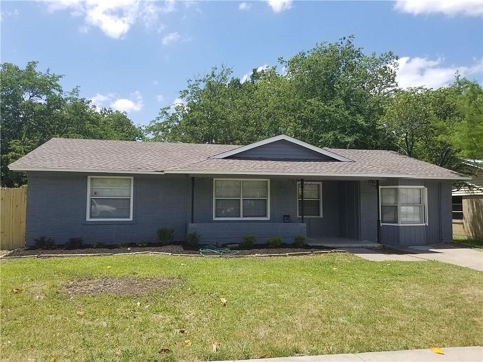 1st image of 1822 Terry Dr