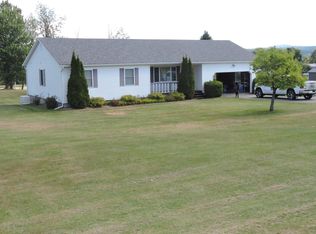 238 Ashman Dr, Newport, VT 05855