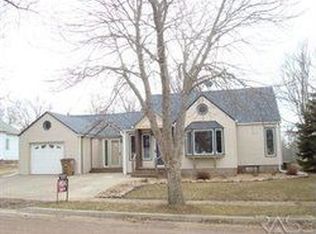 341 W Washington Ave, Salem, SD 57058