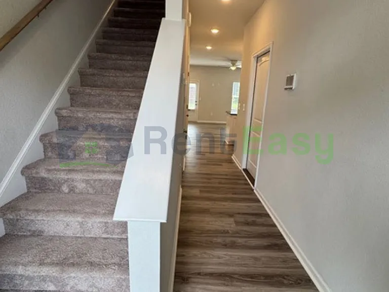 1025 White Marsh Rd — Photo 3
