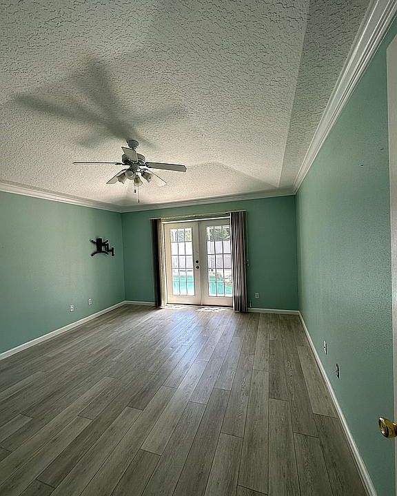1st image of 18 Emerson Dr
