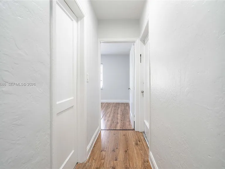433 NE 82nd St #11 — Photo 9