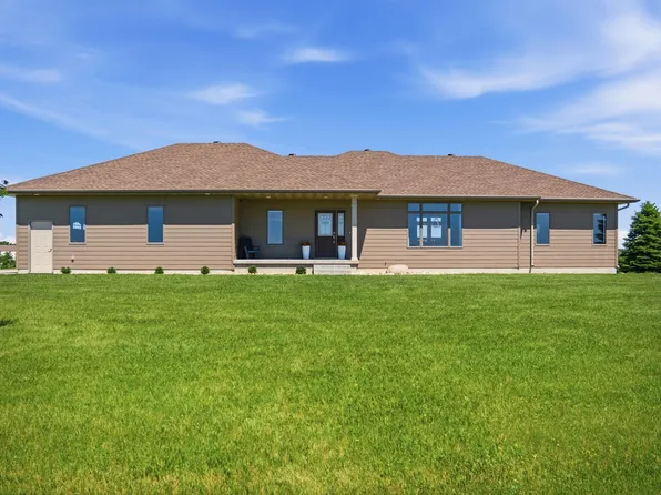 44946 173rd St, Watertown, SD 57201