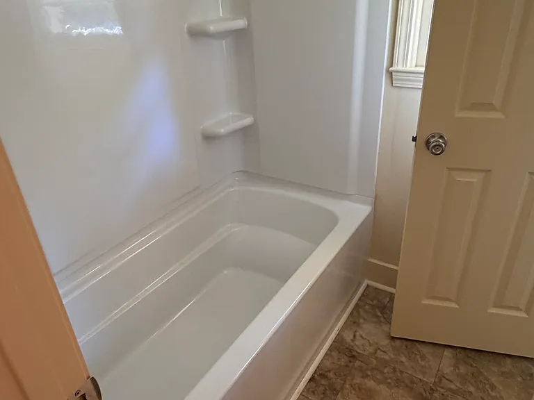 235 Clarke Dr — Photo 8