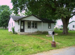 646 Gentry Rd, Seymour, MO 65746