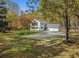 4 Trails End Road, Weston, CT 06883