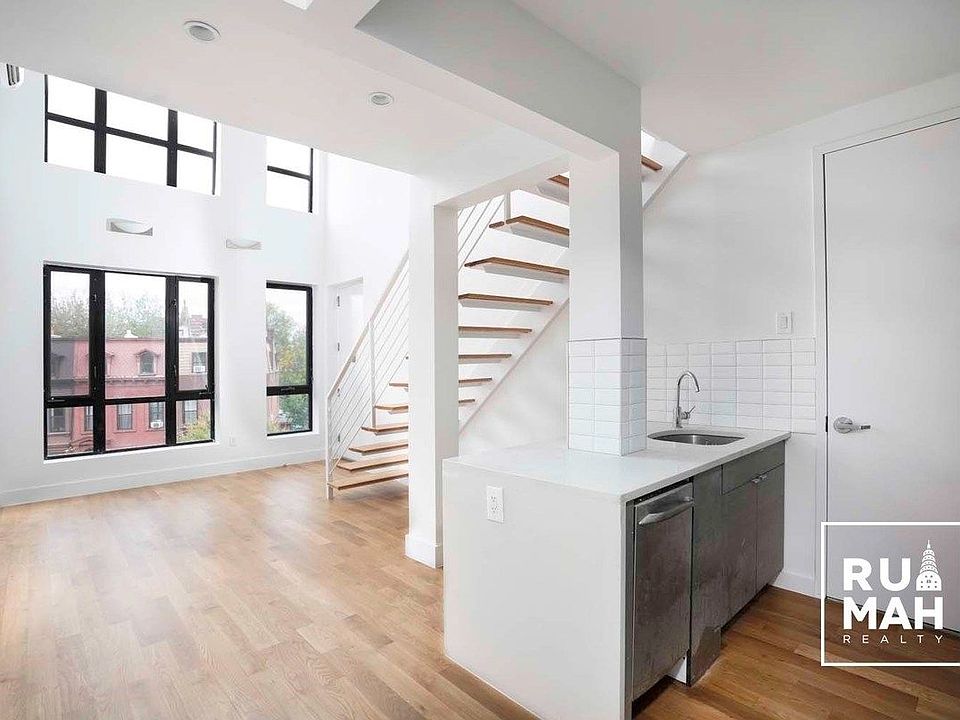 1st image of 135 Lefferts Pl APT 4B