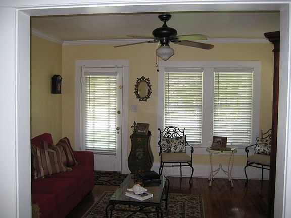 5th image of 639 W Winter Park St
