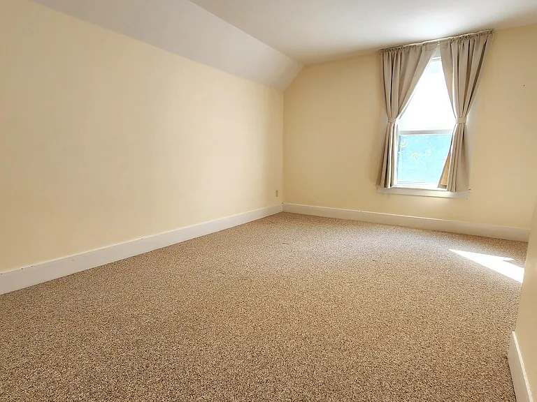 8 Fay St #2 — Photo 11