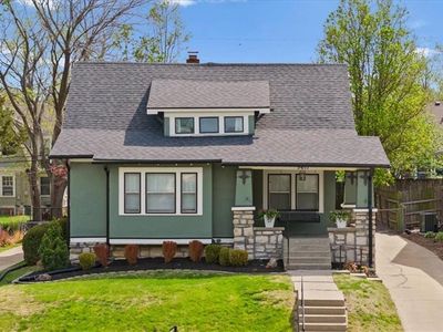 5611 Rockhill Rd, Kansas City, MO, 64110