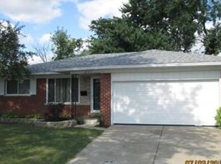 1840 Castleton Dr, Troy, MI 48083