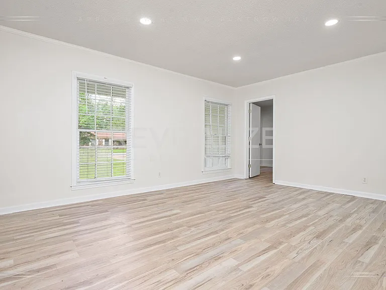 2505 Robin Hood Dr — Photo 19