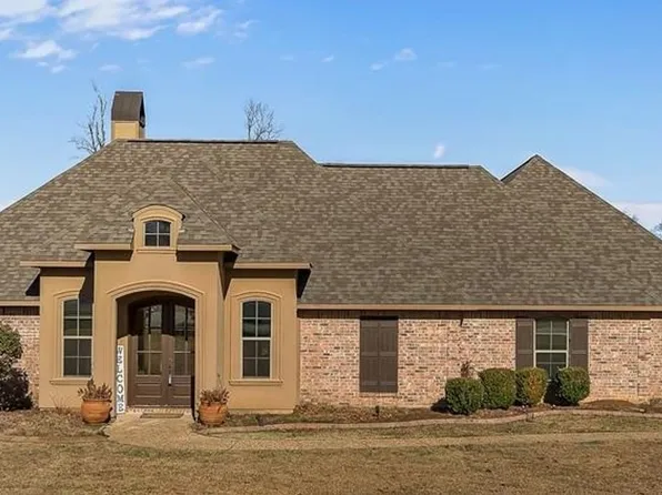 304 Boulder Dr, Haughton, LA 71037