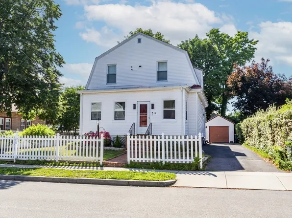 78 Arnold St, Quincy, MA 02169