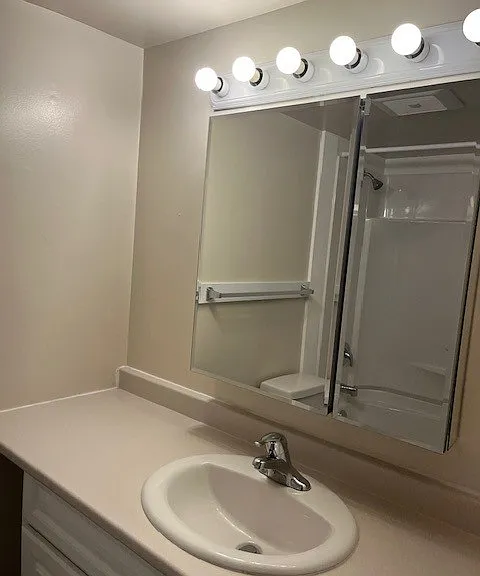 110 Pandora Ave #303 — Photo 11