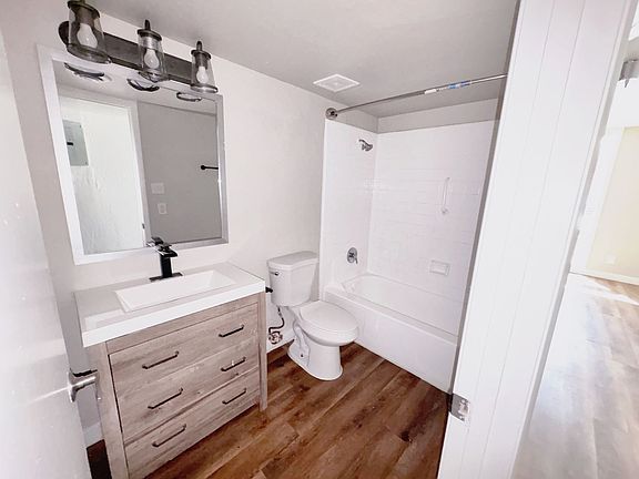 4th image of 2339 W Northern Ave APT 104