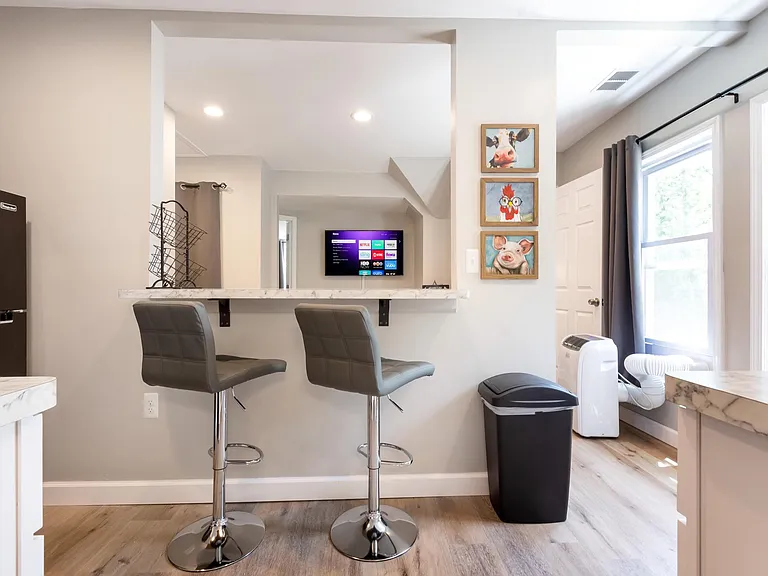 278 Euclid St #2 — Photo 13