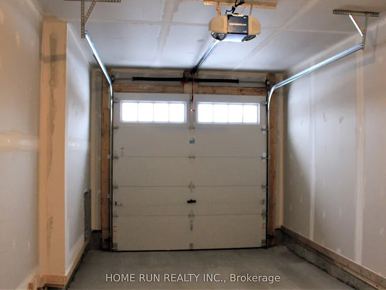 818 Clapham Ter — Photo 17