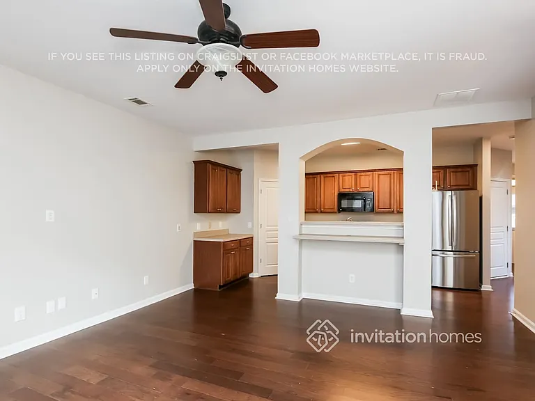 319 Oakland Hills Way — Photo 7
