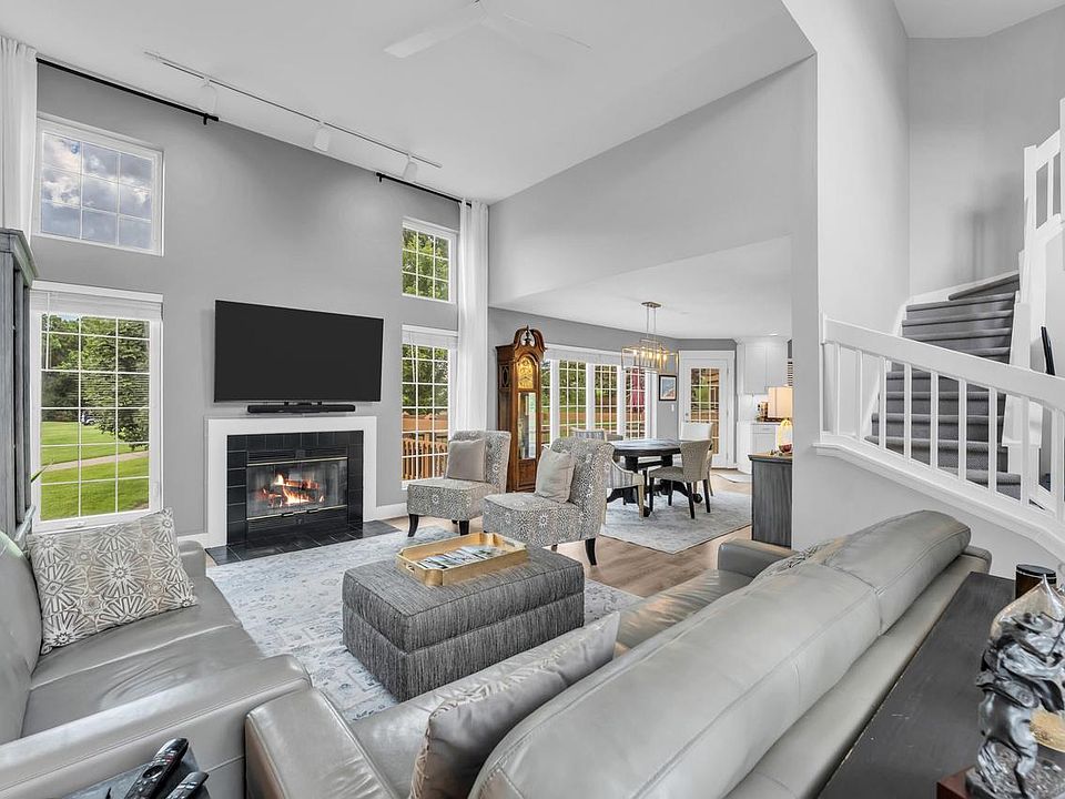 1st image of 1424 Highland DRIVE #8-07