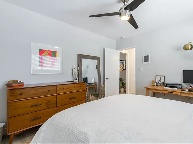 1524 Missouri St #8 — Photo 13