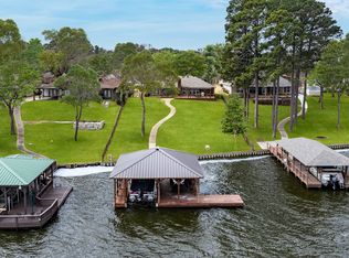 22766 Diamond Bay Dr, Frankston, TX 75763