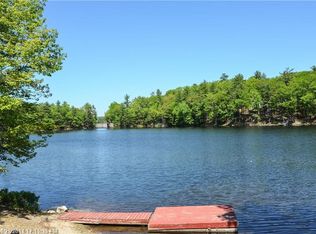 55 Mill Pond Dr, Windham, ME 04062