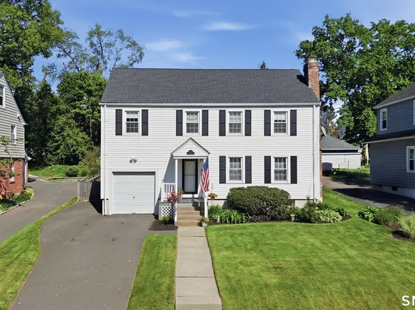 198 Auburn Road, West Hartford, CT 06119