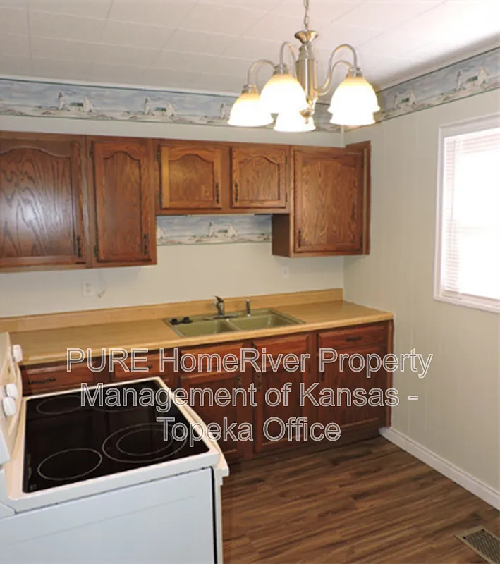 Linkins Foster — Photo 2