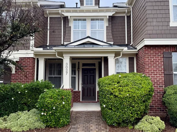 3027 Freeport Dr, Cary, NC 27519