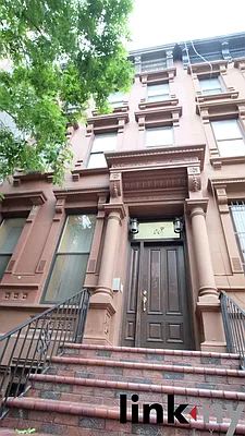 Rented by Link NY Realty | media 11