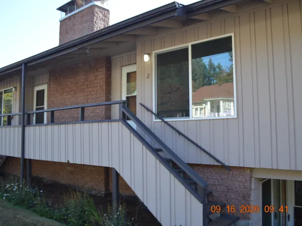 665 SW Tichenor St #2, Clatskanie, OR 97016