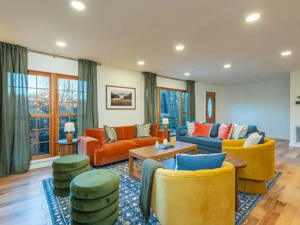 32 Whitaker View Rd #Id1352405p, Fairview, NC 28730