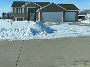 303 Chestnut St, Riceville, IA 50466