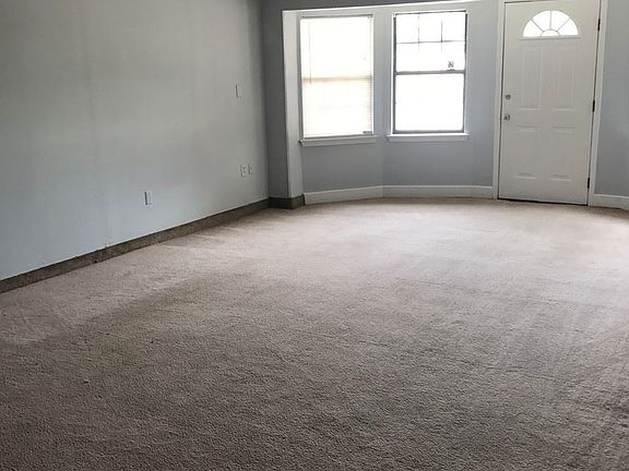 3rd image of 1634 NW 50th St