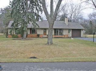 5840 Wright Dr, Troy, MI 48098