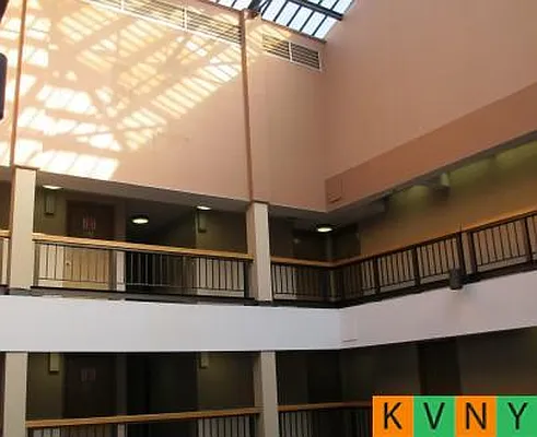 Rented by KVNY Soho | media 16