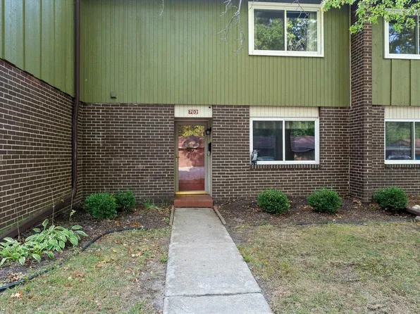 2500 Topsfield Rd APT 703, South Bend, IN 46614