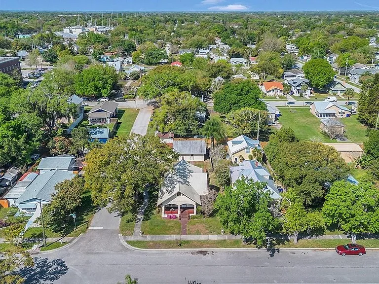 724 Pennsylvania Ave — Photo 17