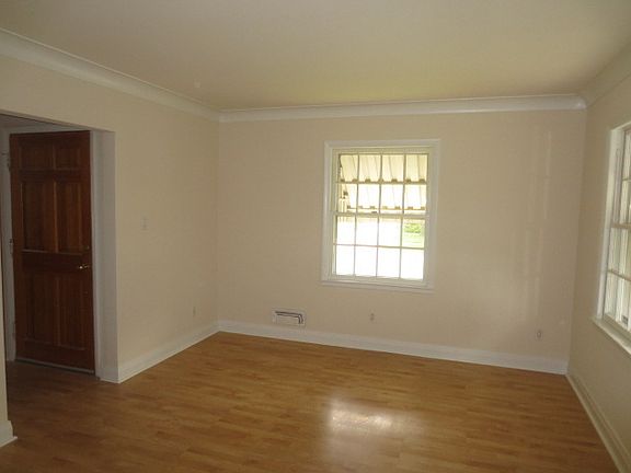 4th image of 2080 Halsey Dr