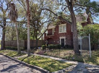 2210 Riverside Dr, Houston, TX 77004