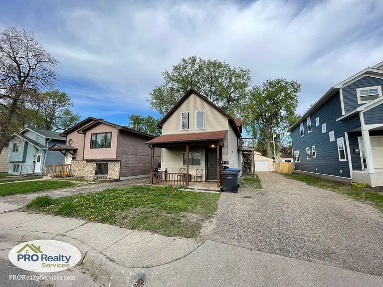 423 Taylor St N #E — Photo 13